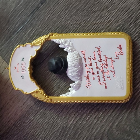 NEW - Vintage Hallmark 1998 Holiday Voyage Barbie Keepsake Ornament - Picture 3 of 10